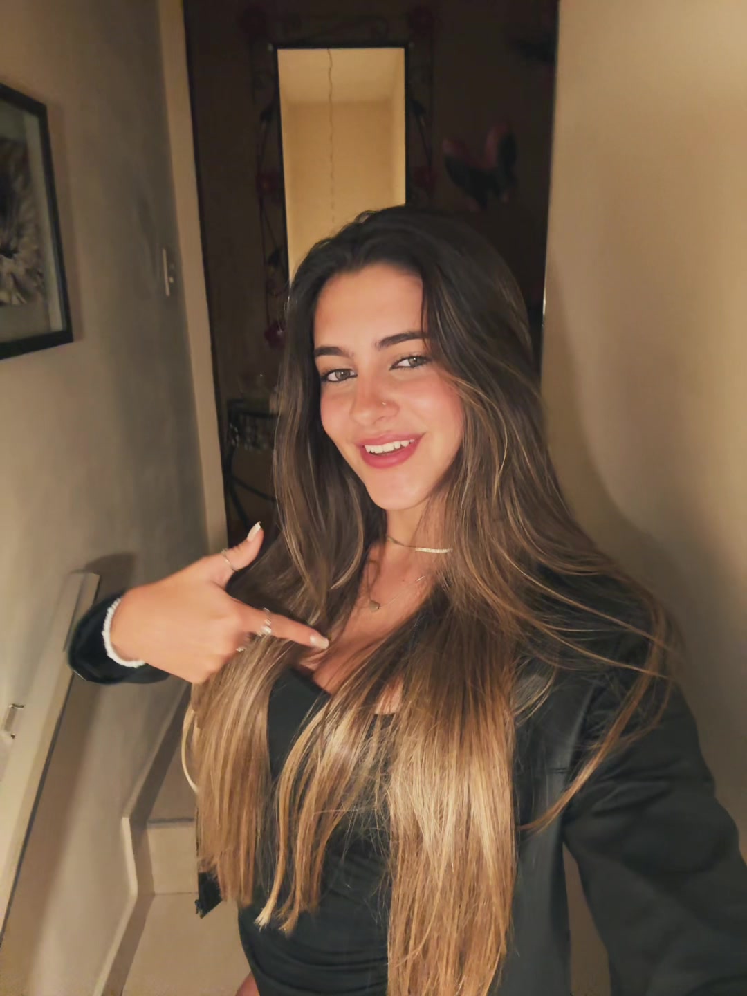 @🤫
