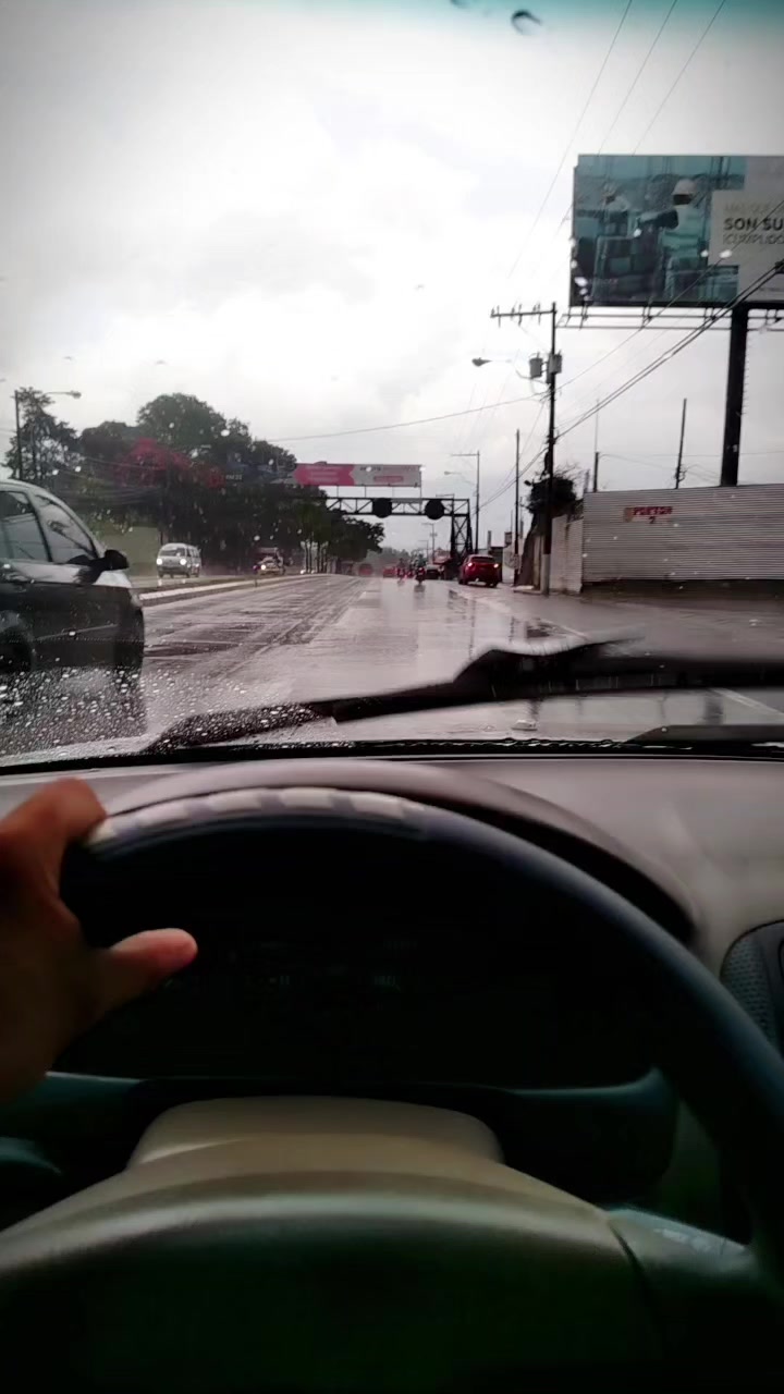 @Angel Peña