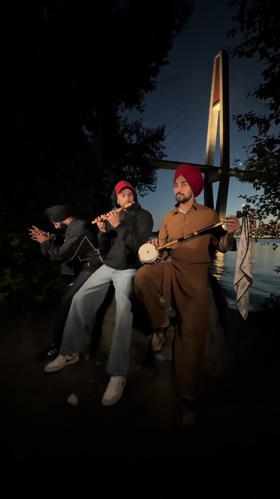 @ਸੁੱਖਮਨ 🌙♥️