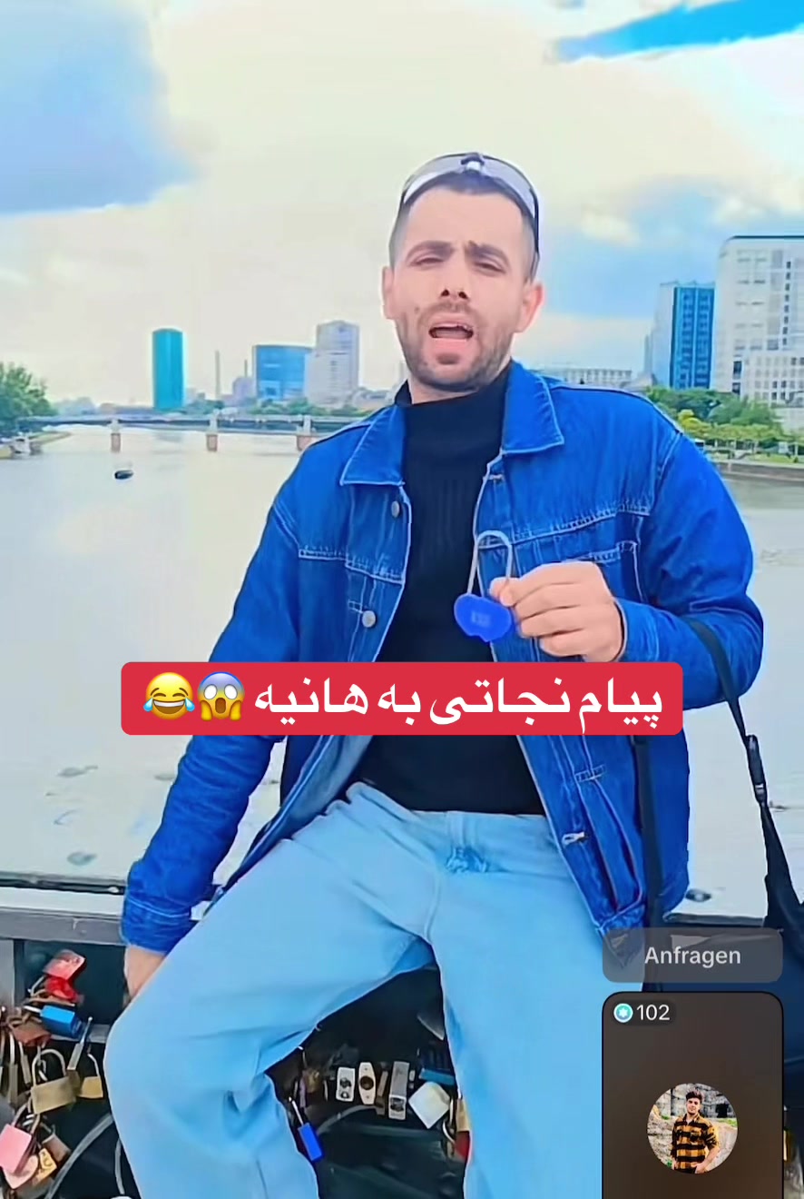 @٬