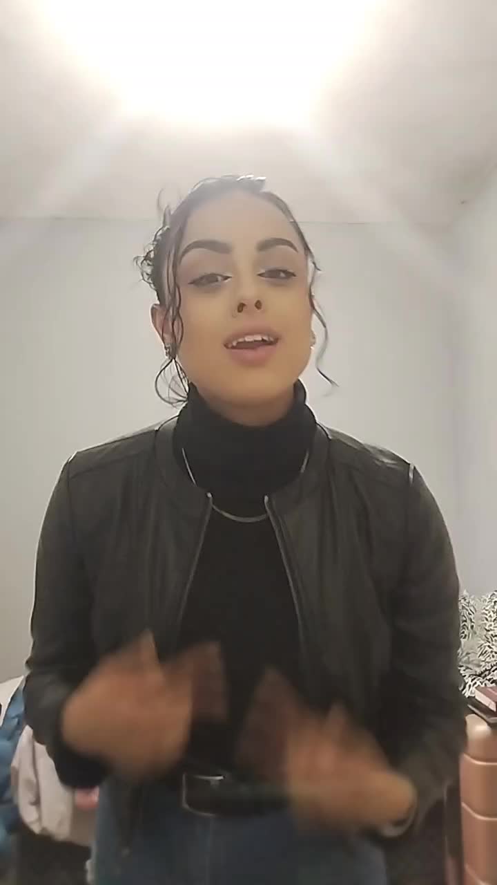 @Vitoria Feijo Saraiva
