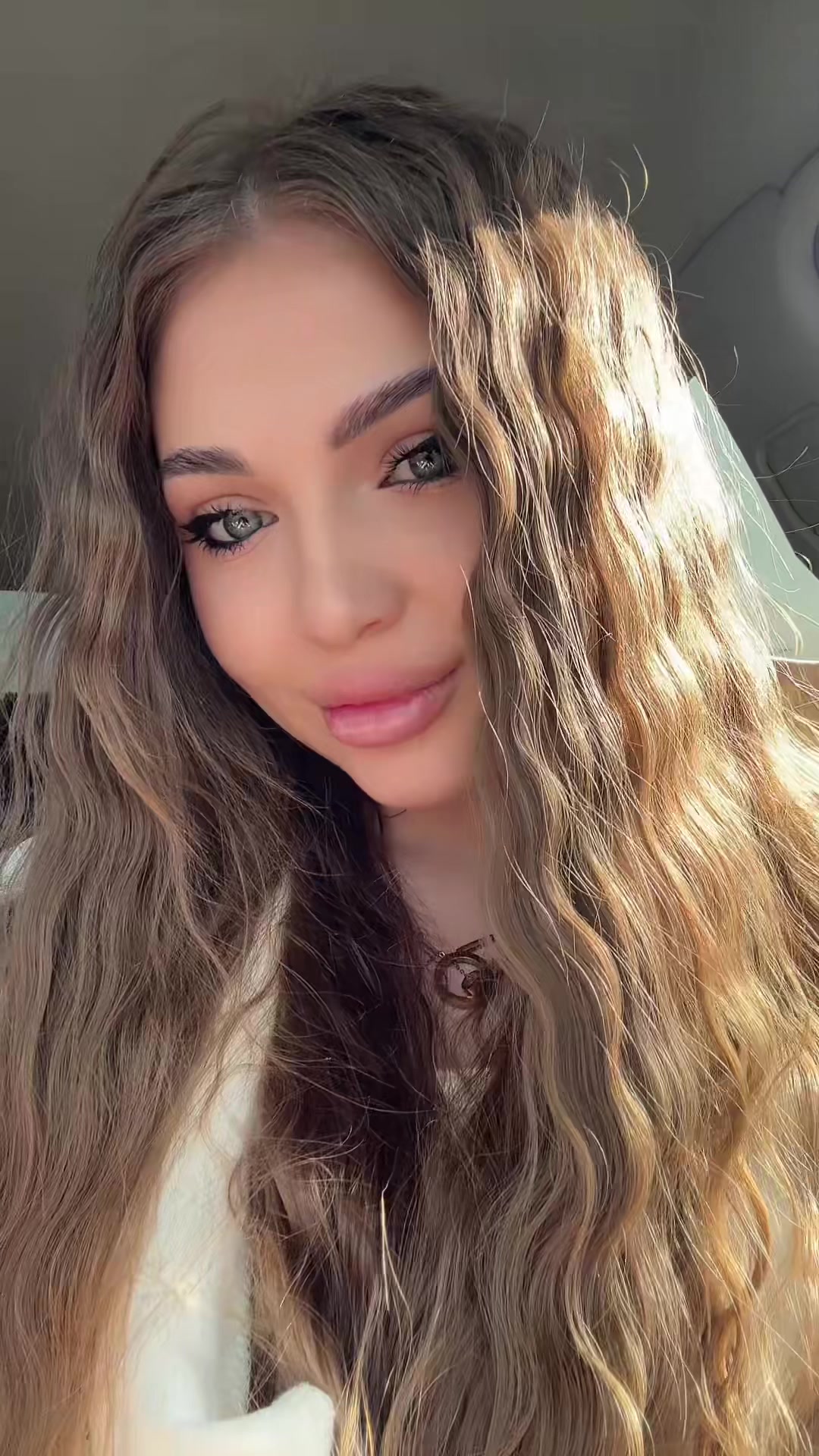 @Vika Makhova