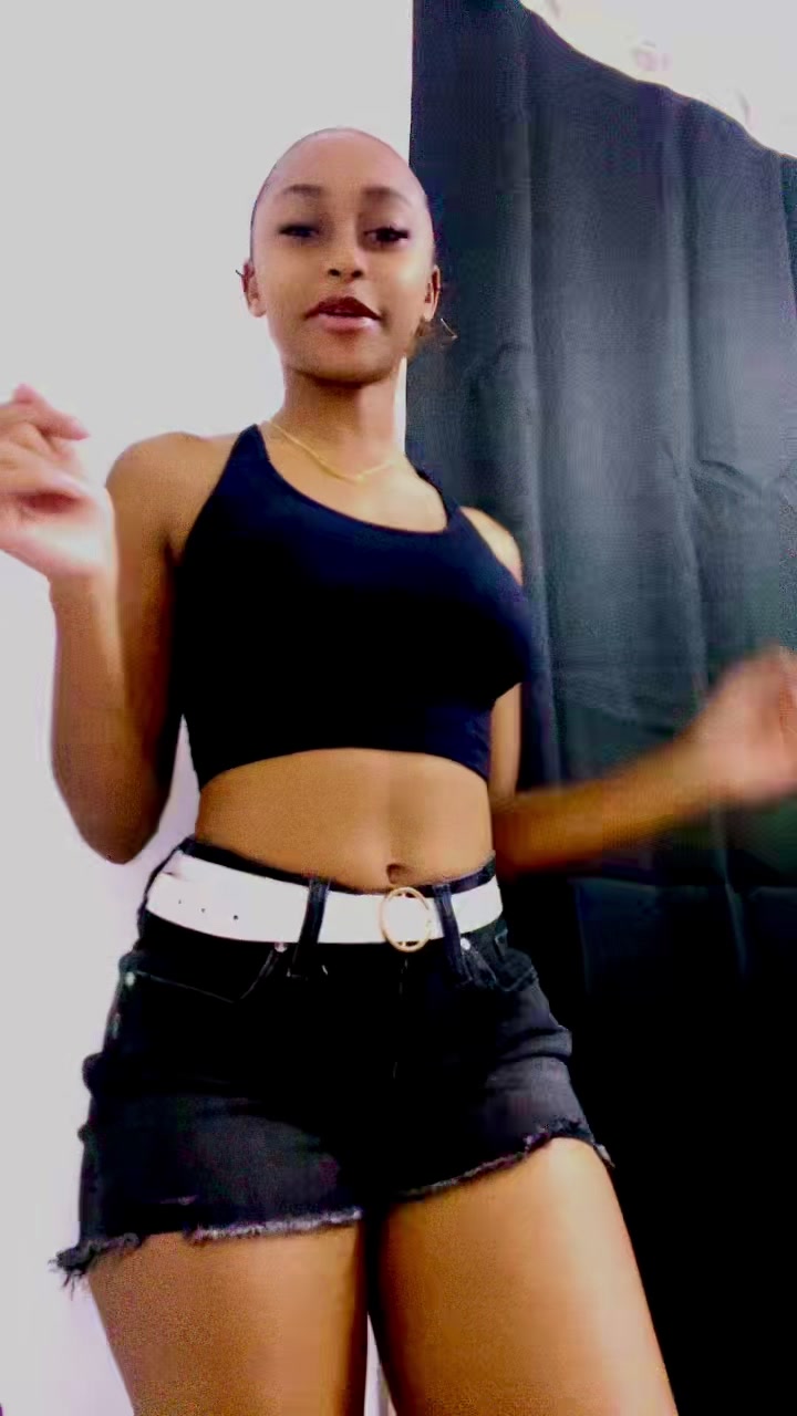 @_bri_zei_sse