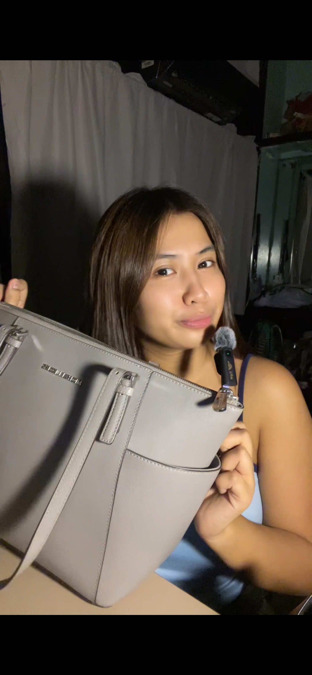 @chloe