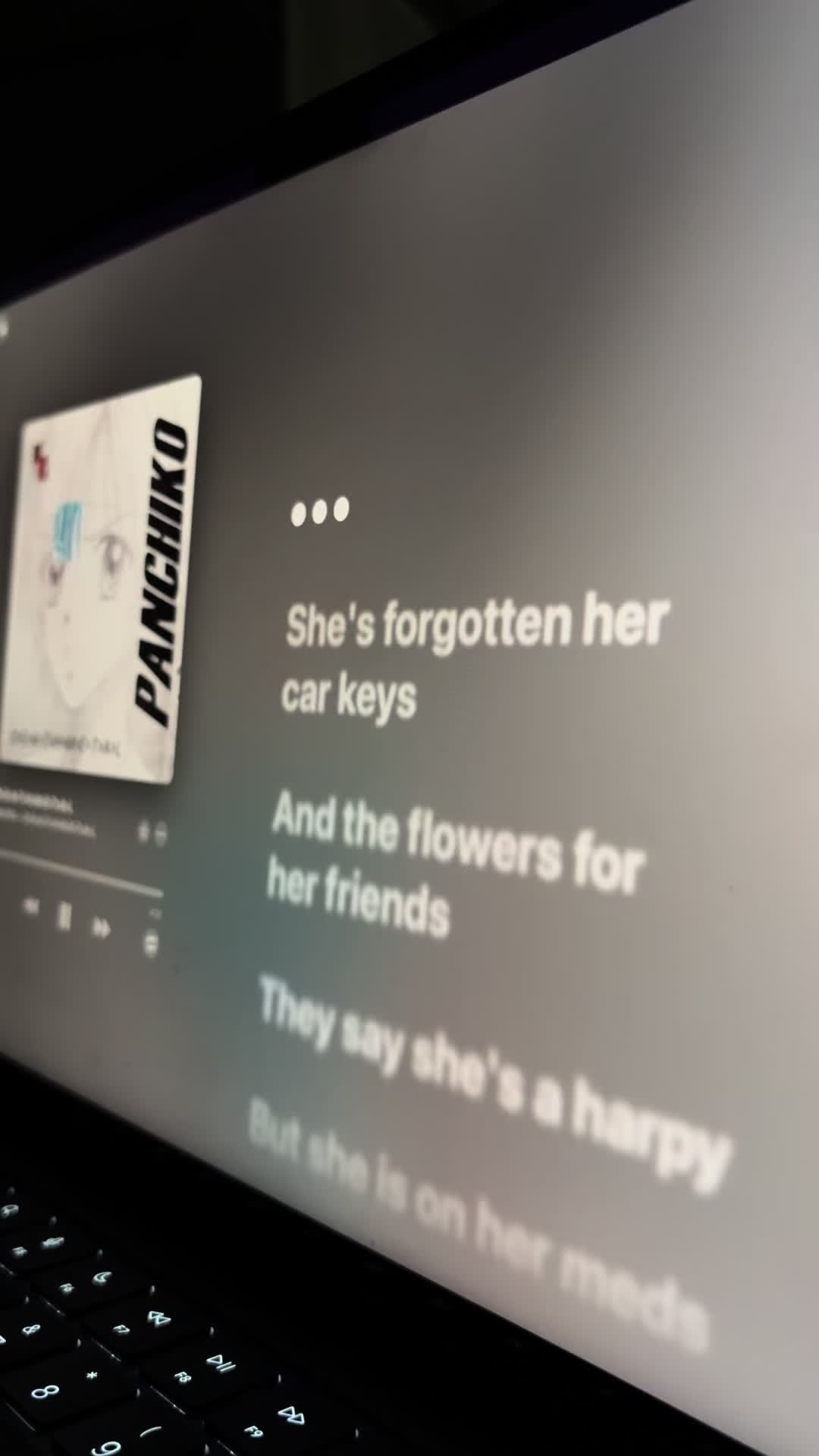 @️