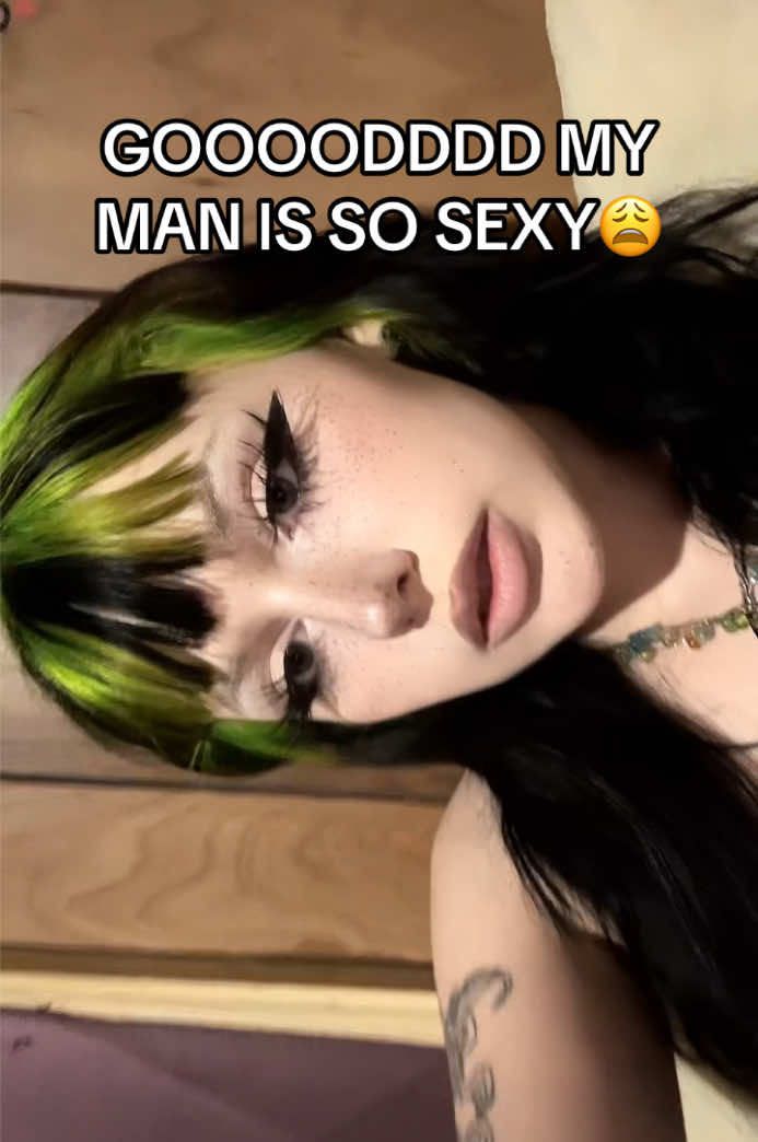 @2Girls1SlurpJuice
