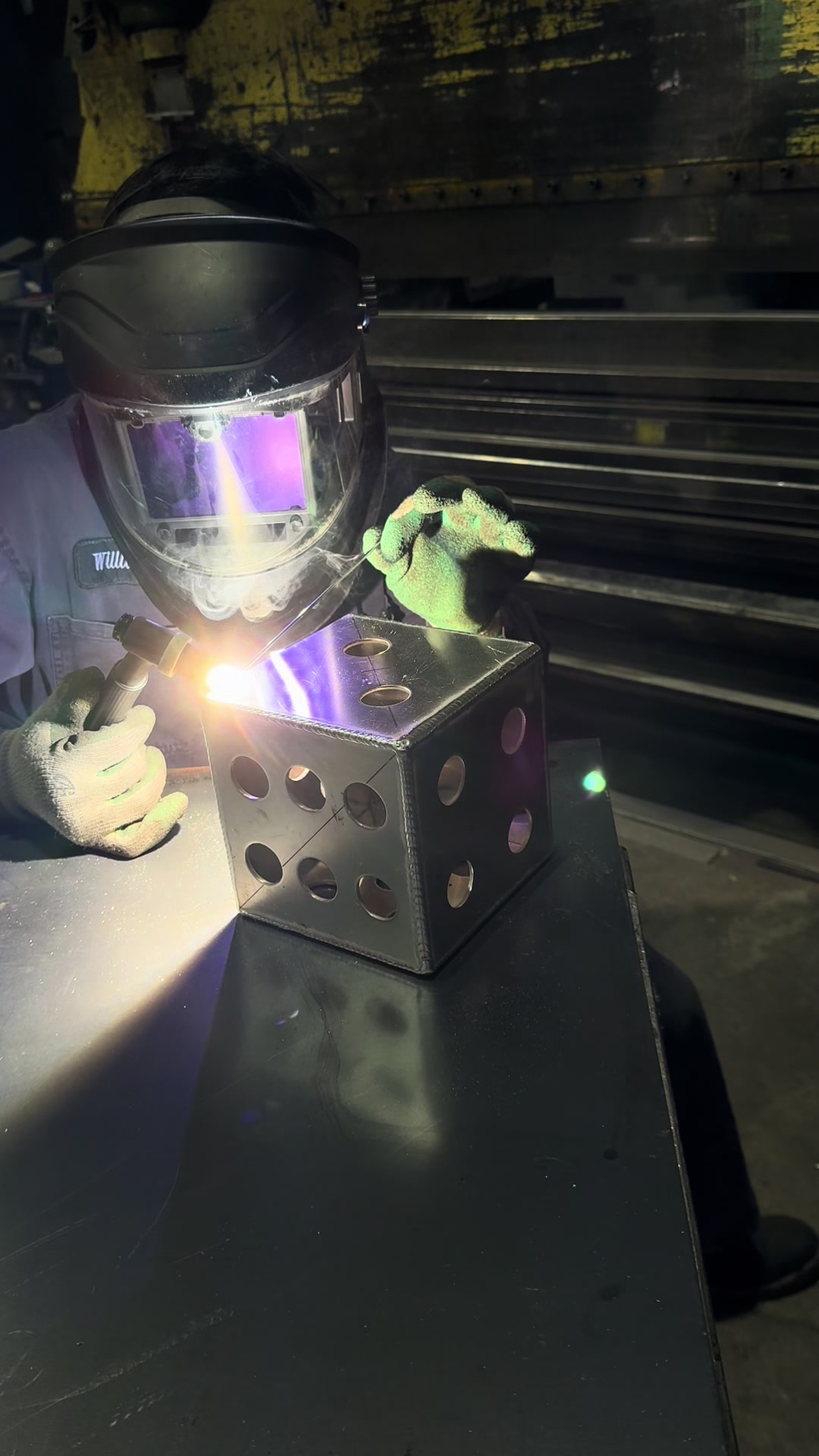 @Van The Fabricator