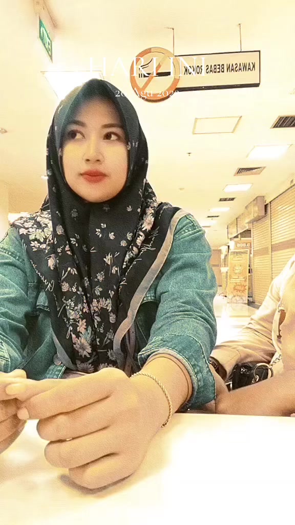 @Novita Sari ๐ฆ๐