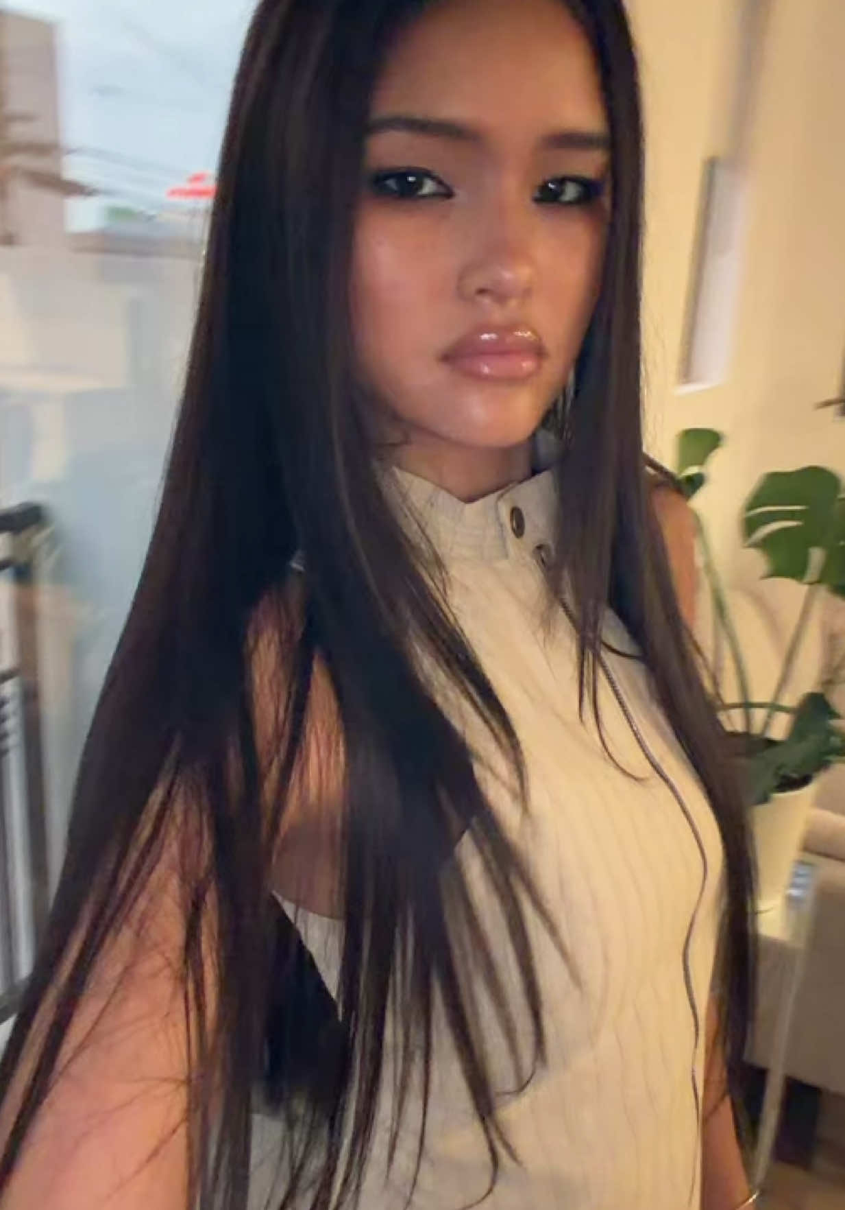 @ella
