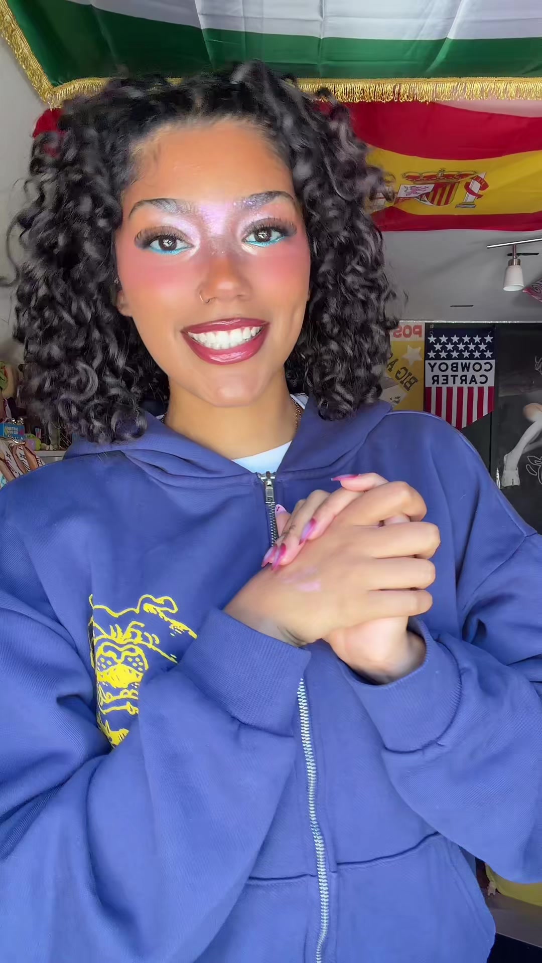 @julie👩🏽&zwj;🦱🫐⭐️🌈🫧