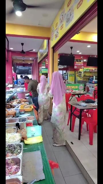 @Cik Roses 🌹