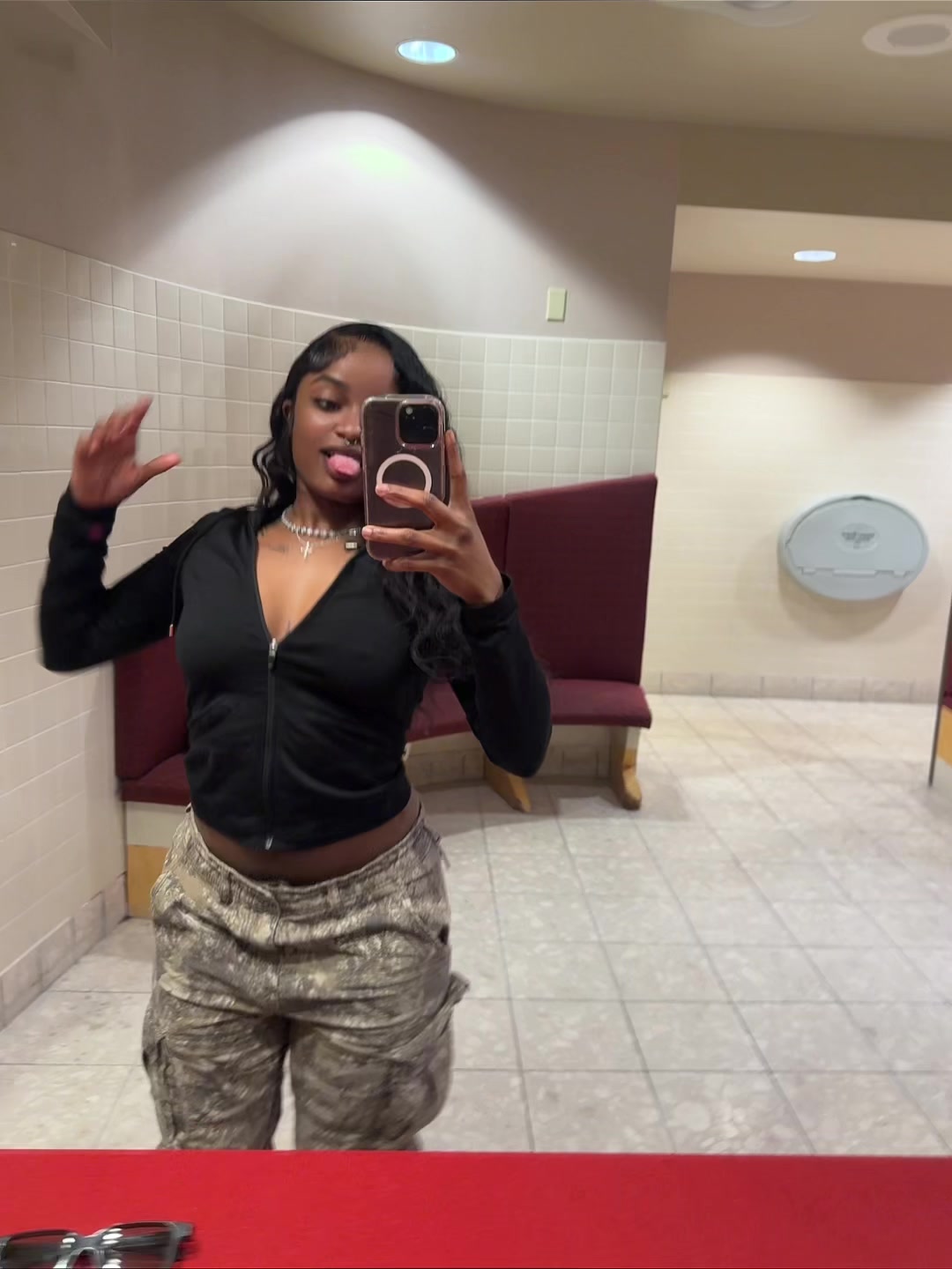 @Lavishh_Keyyy