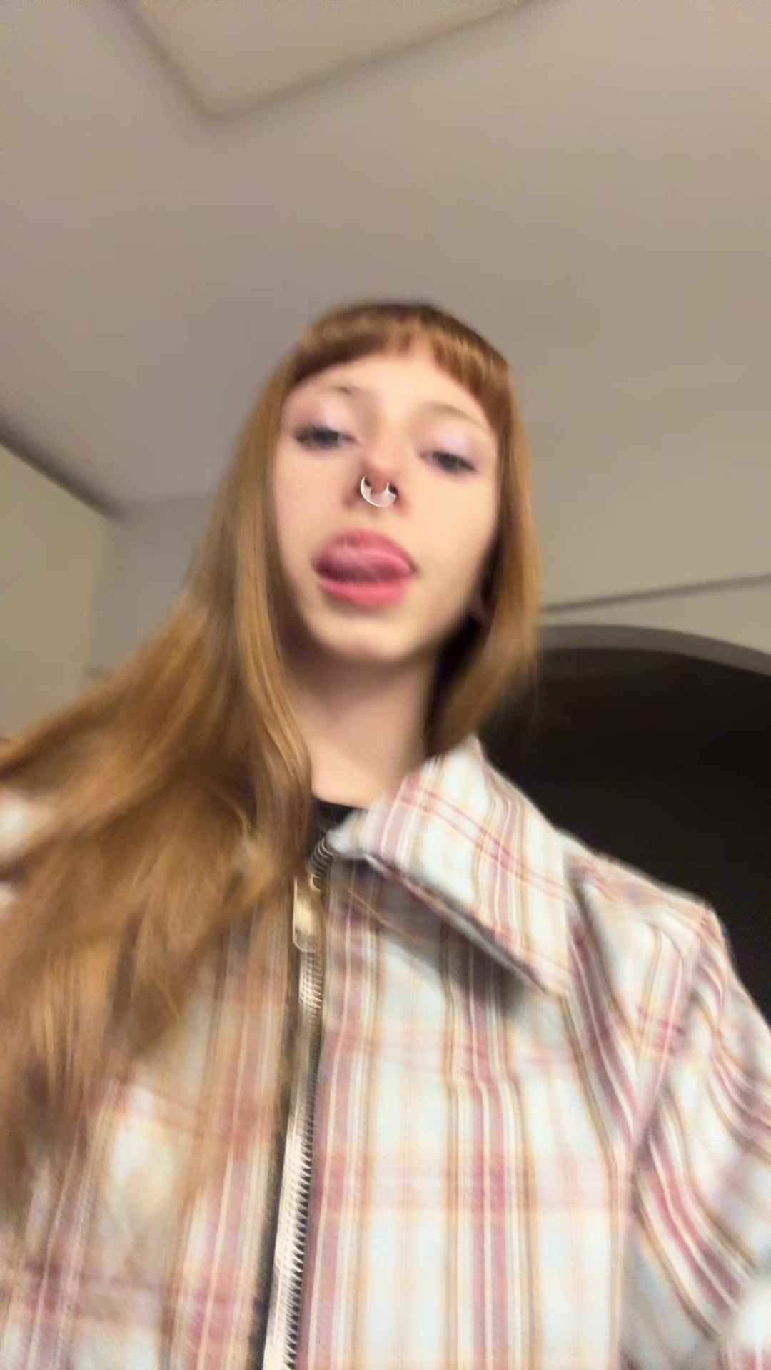 @Loli