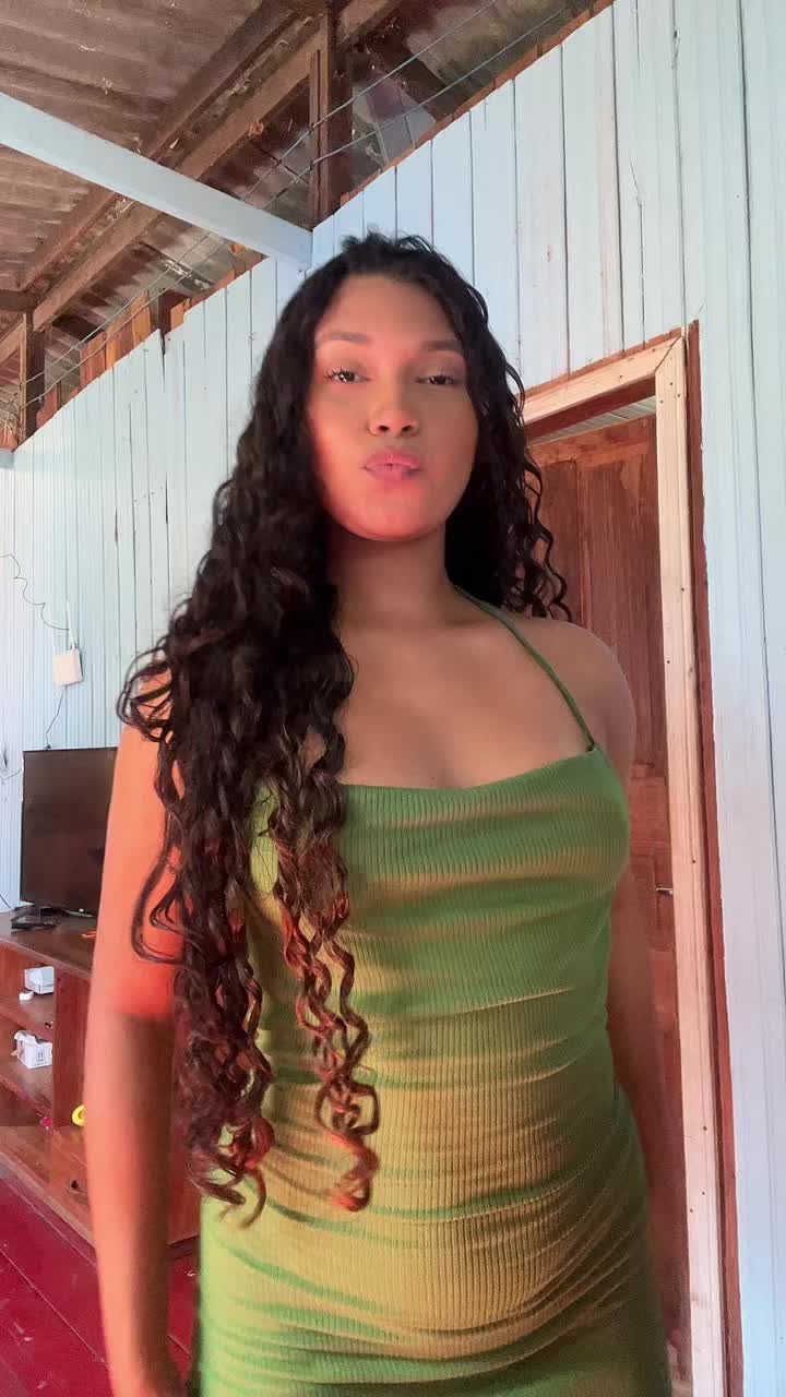 @ℛ𝒾𝒽𝒶𝓃𝓃𝒶 ☀︎