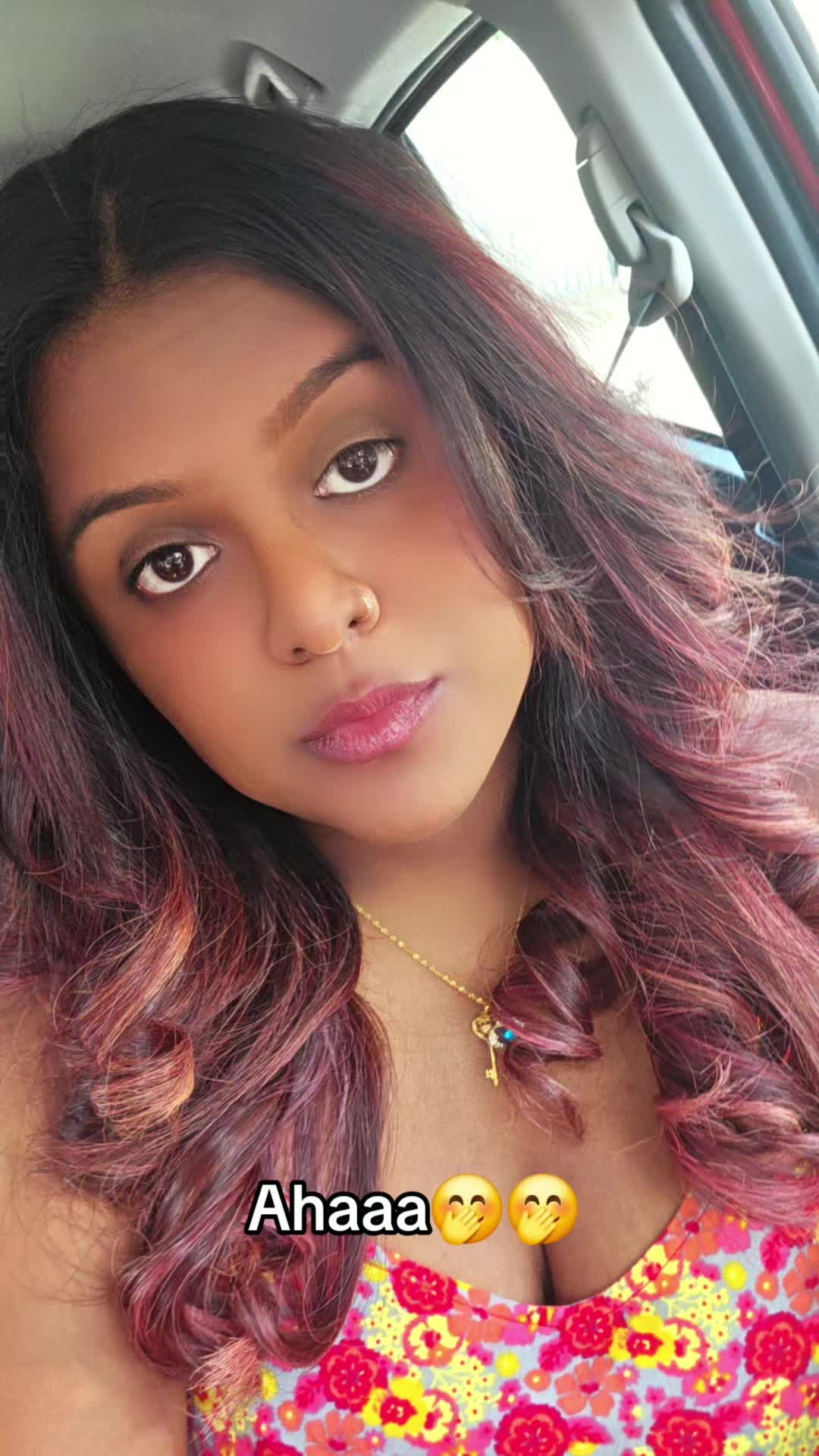 @indianceyloneseladiki