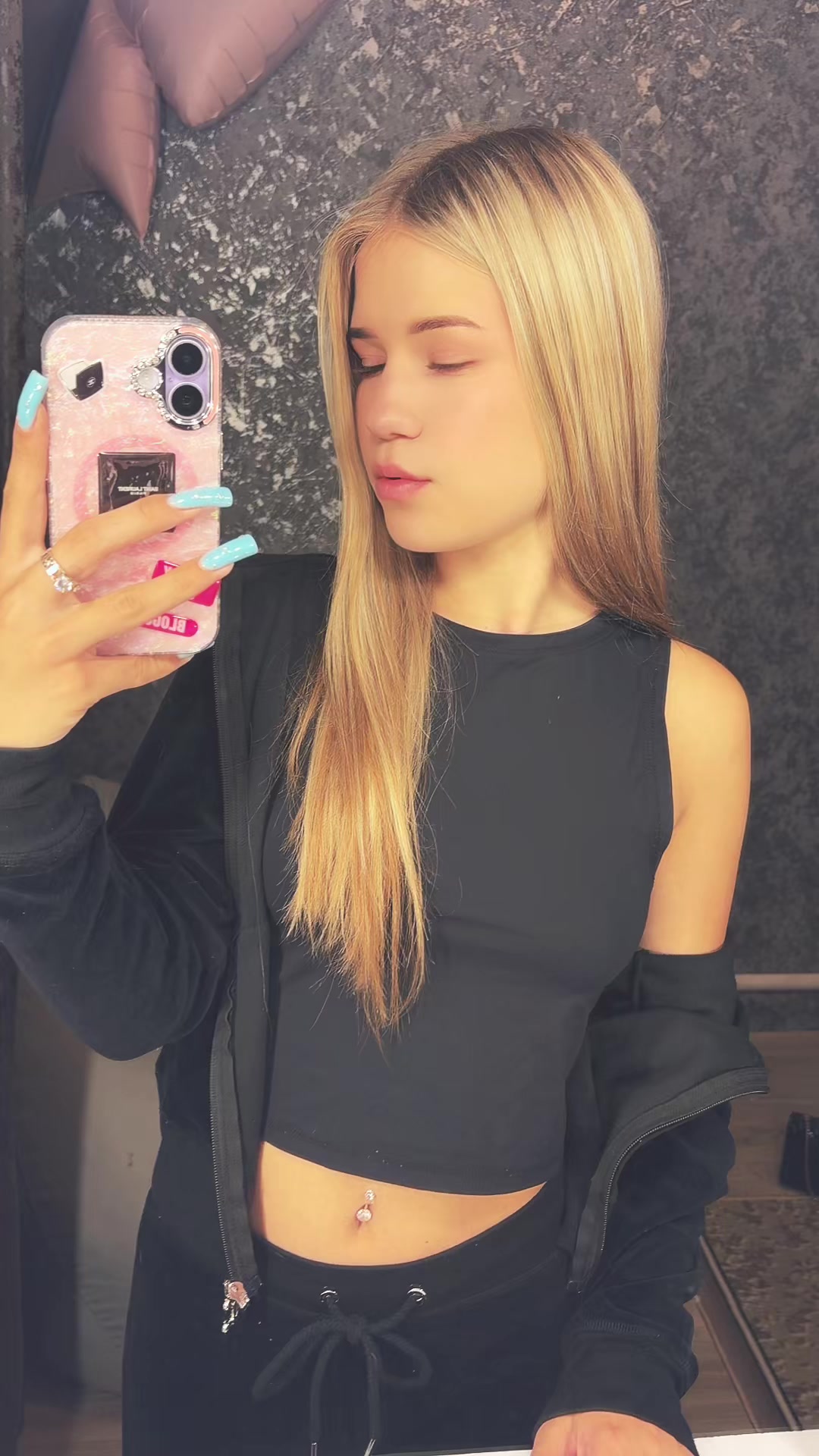 @Ульяшик🎀