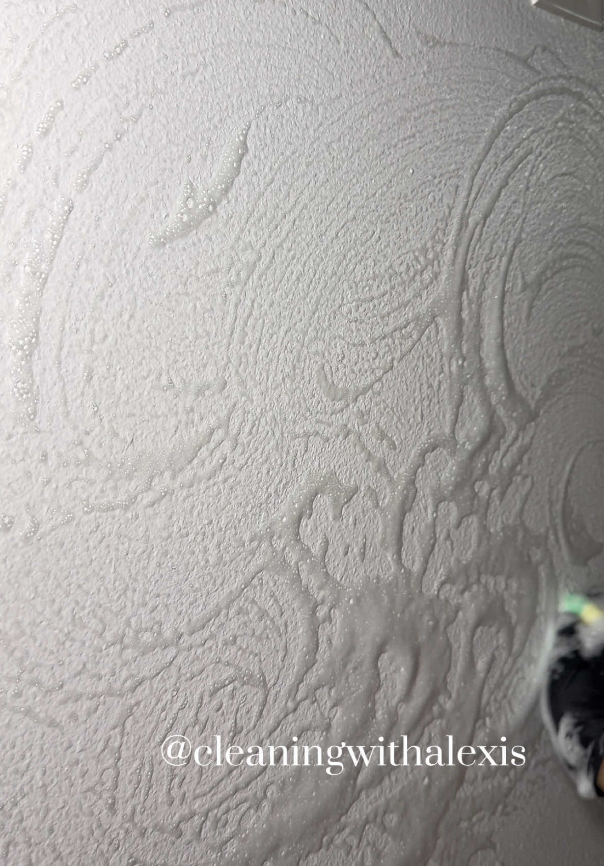 @AlexisCleanASMR