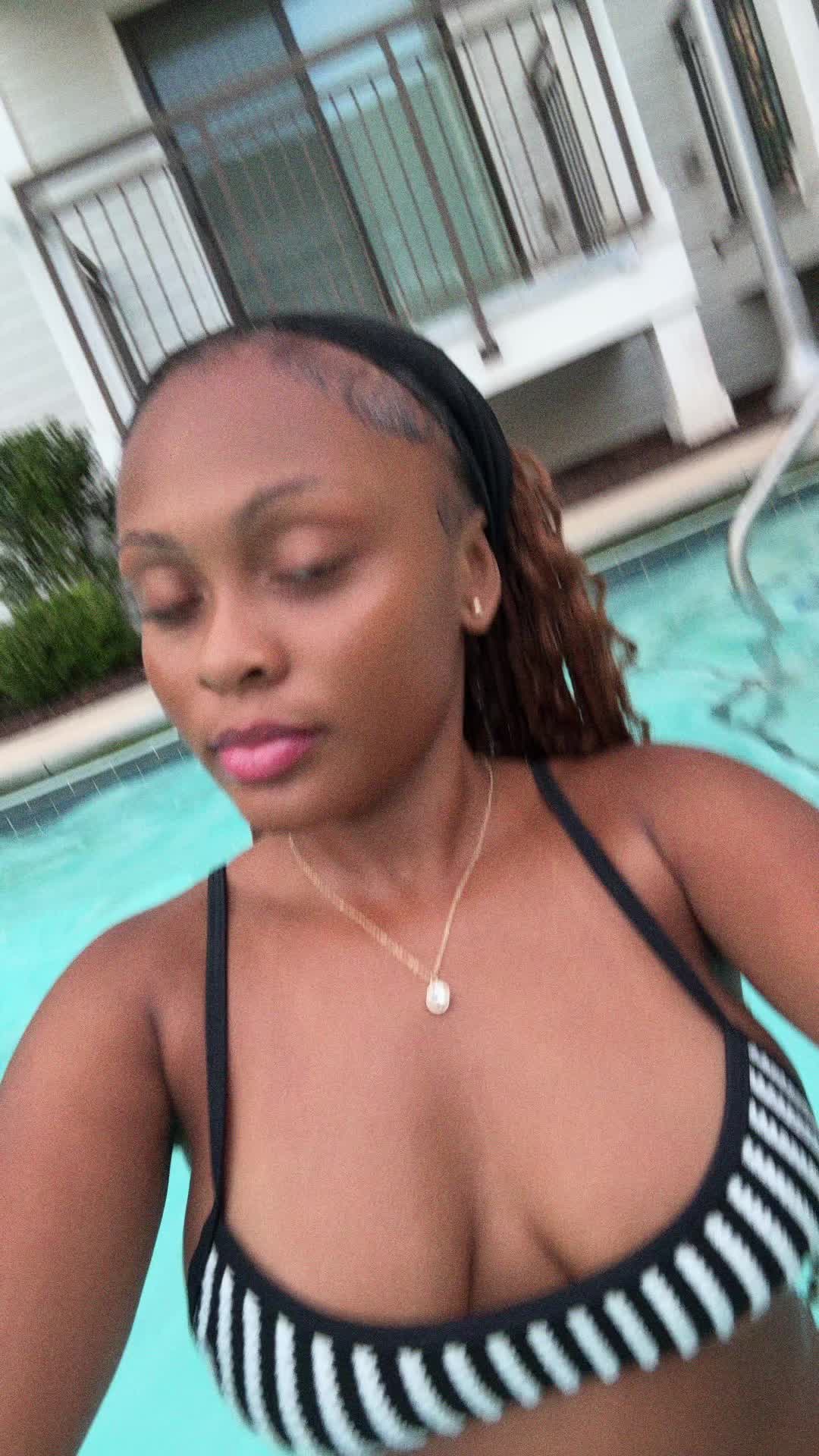 @des🌟