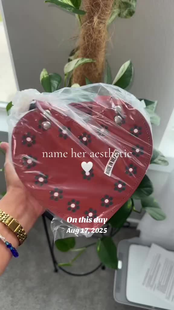 @Dahlia Artesanal