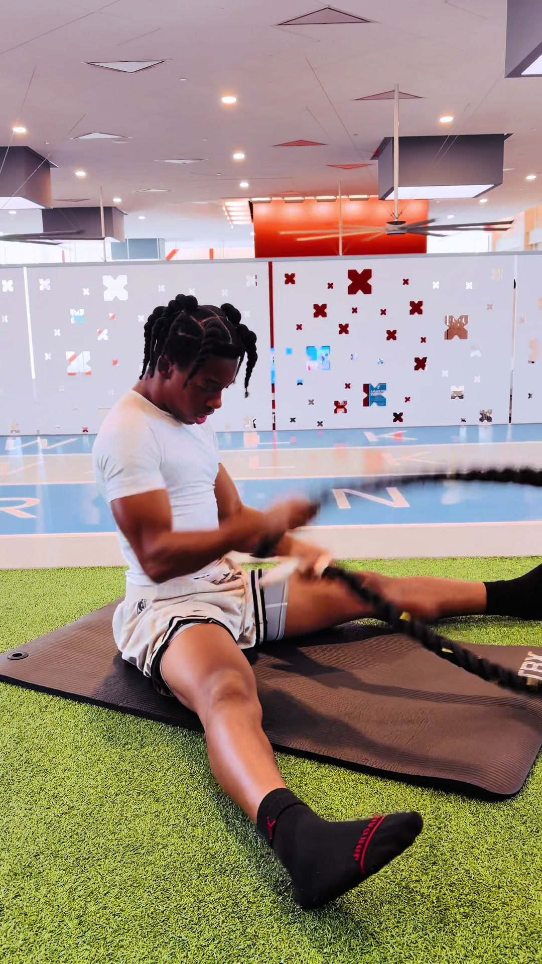 @EL.B-FIT