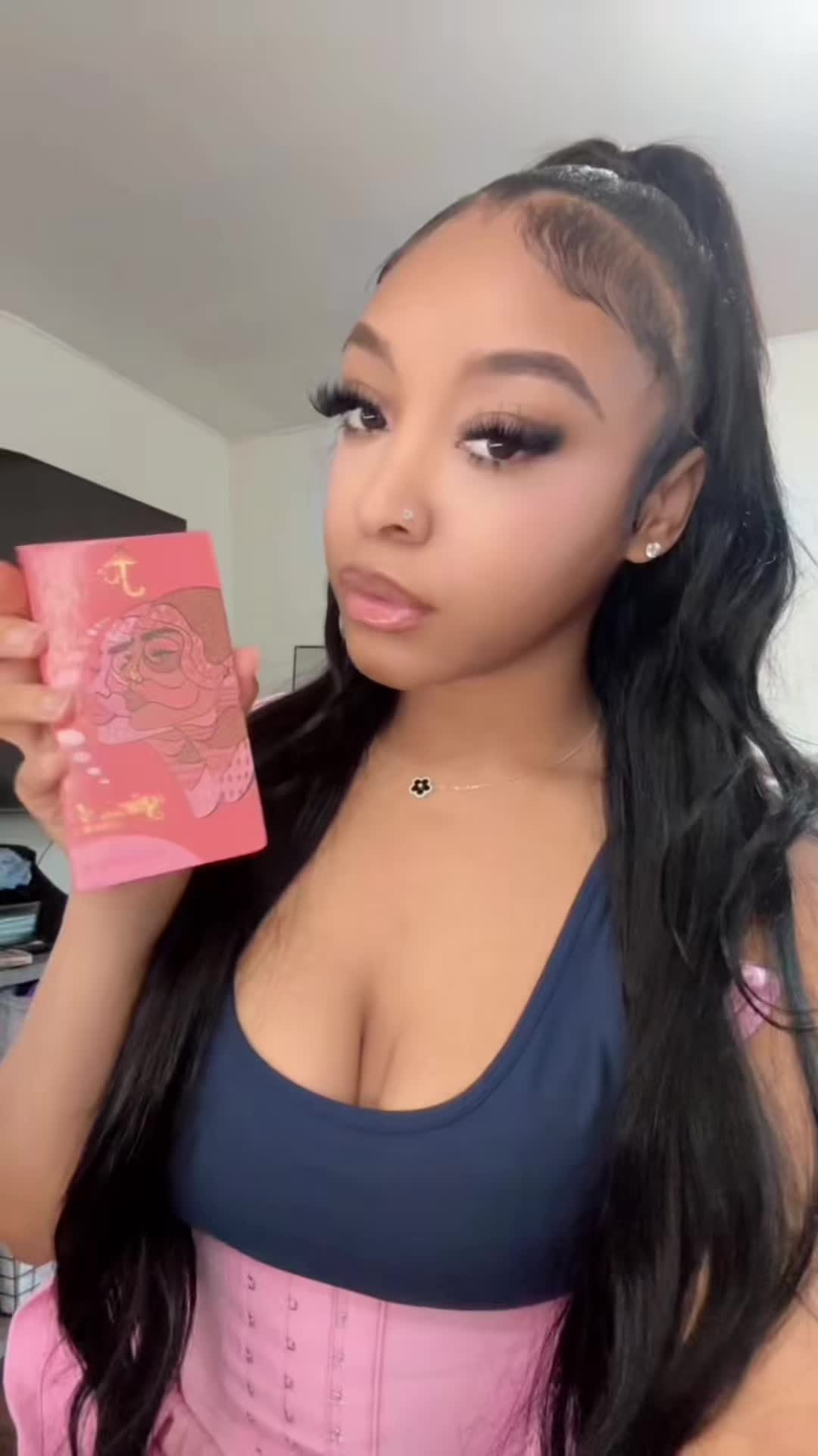 @prettylittlelightskin