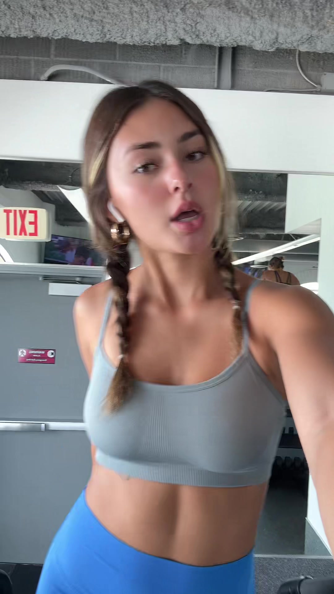 @nyabby