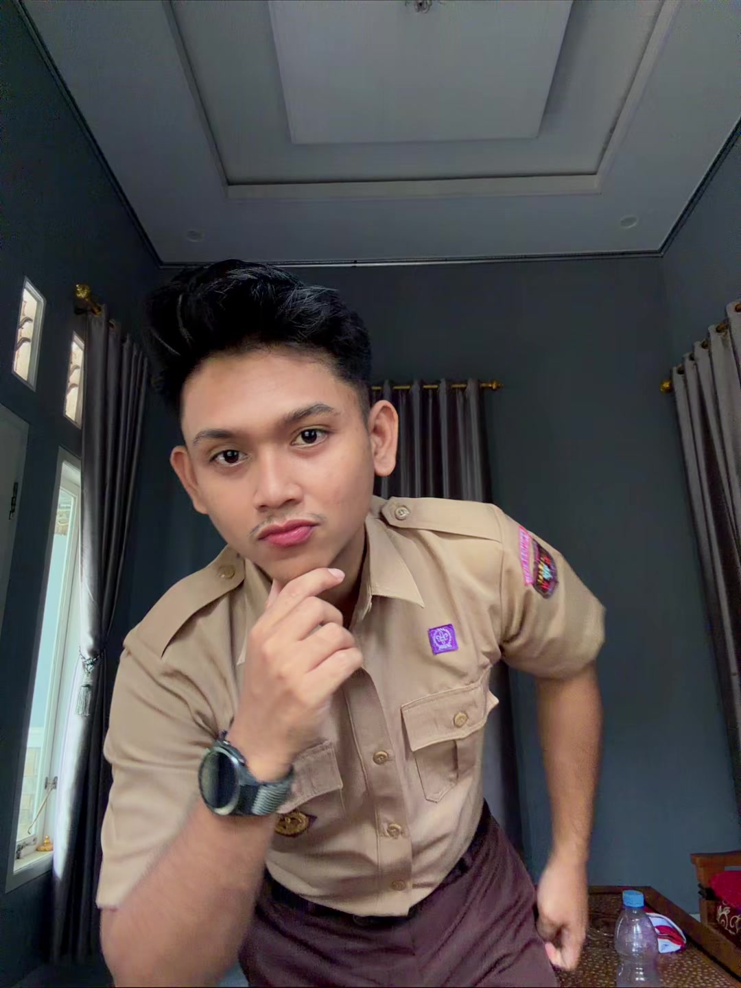 @ahy