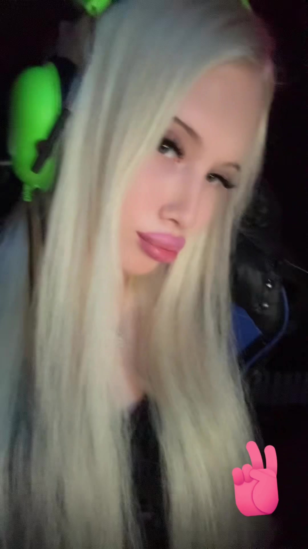 @лиза