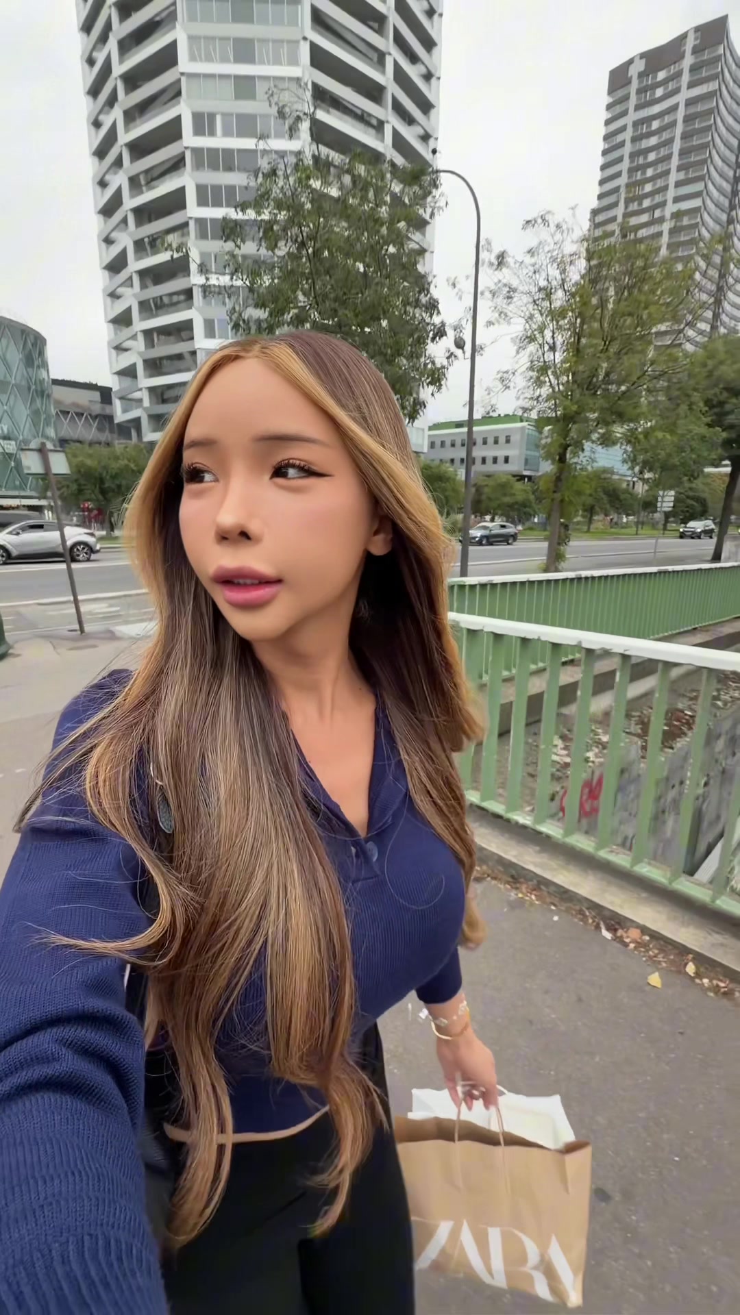 @Yoshithunchanok