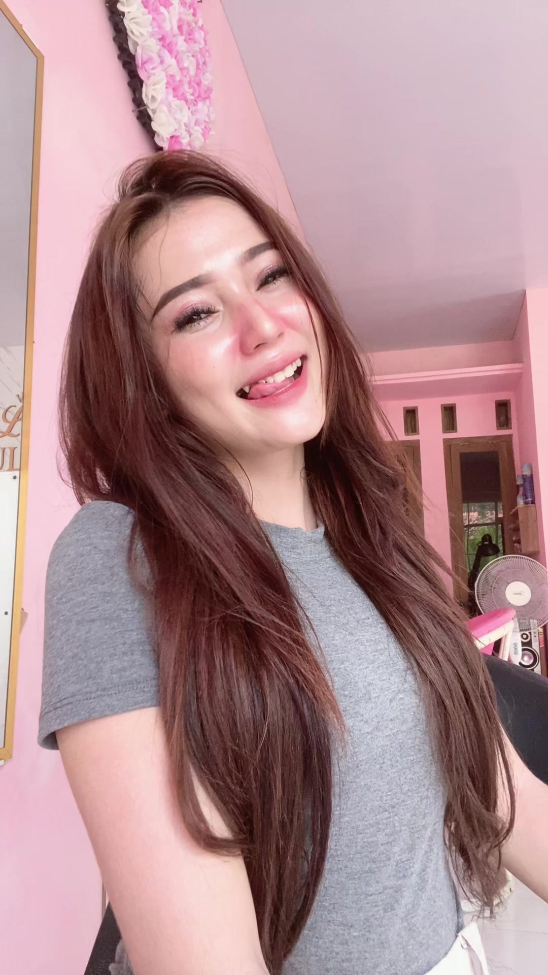 @Lili