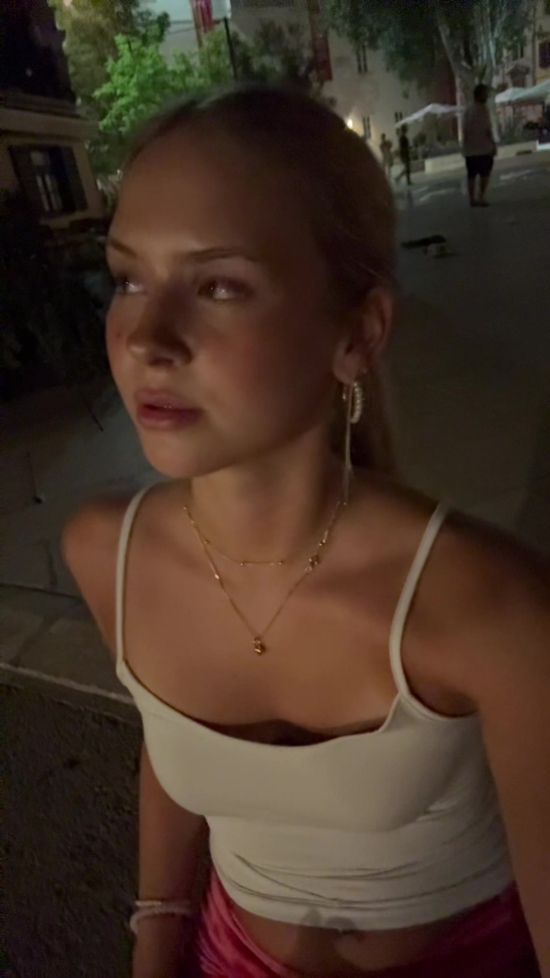 @Niki