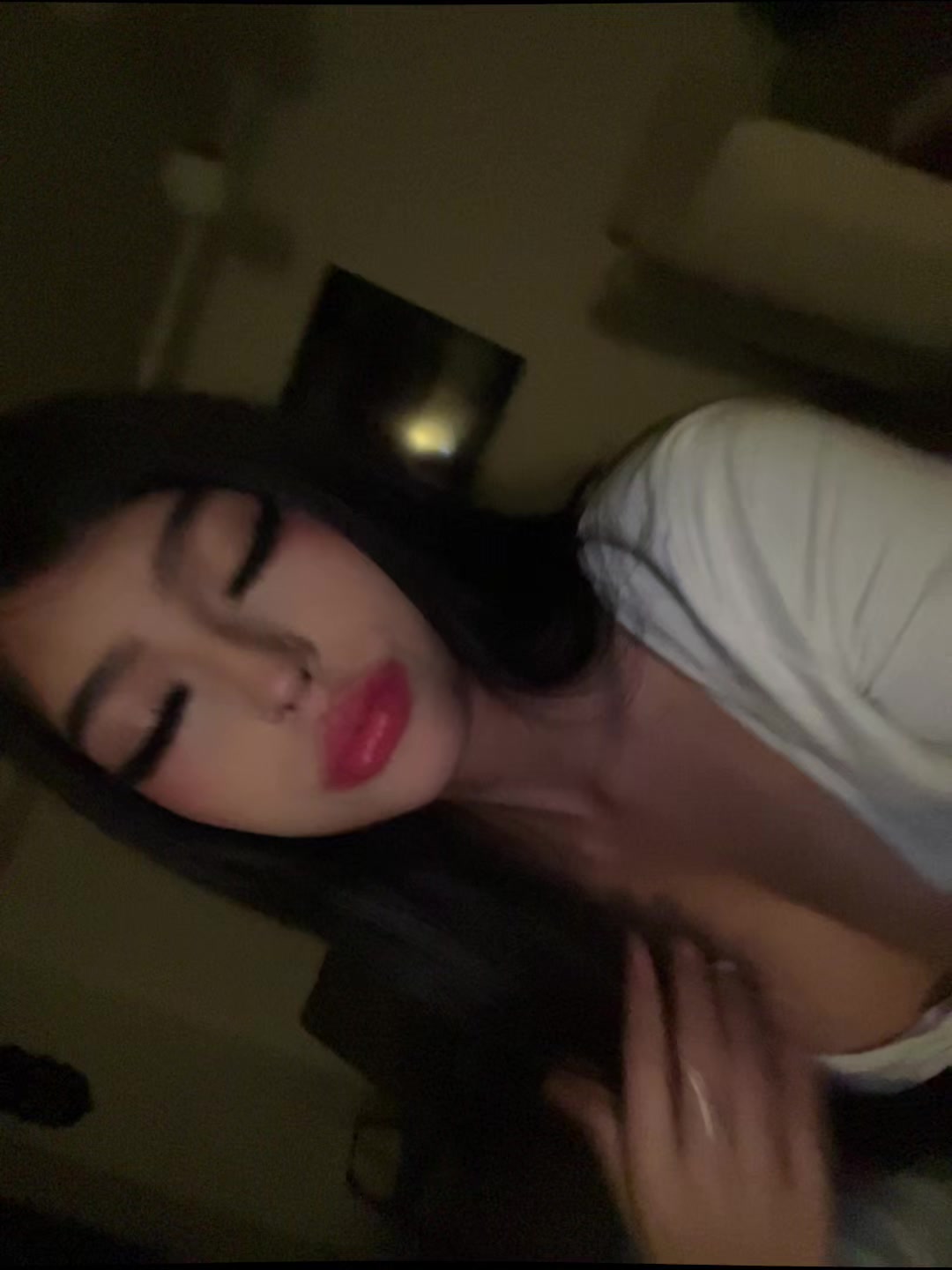 @Mariana Acosta ๐ชฝ