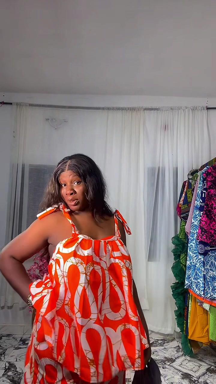 @NUELLA&rsquo;S VOGUE🛍️(RTW)