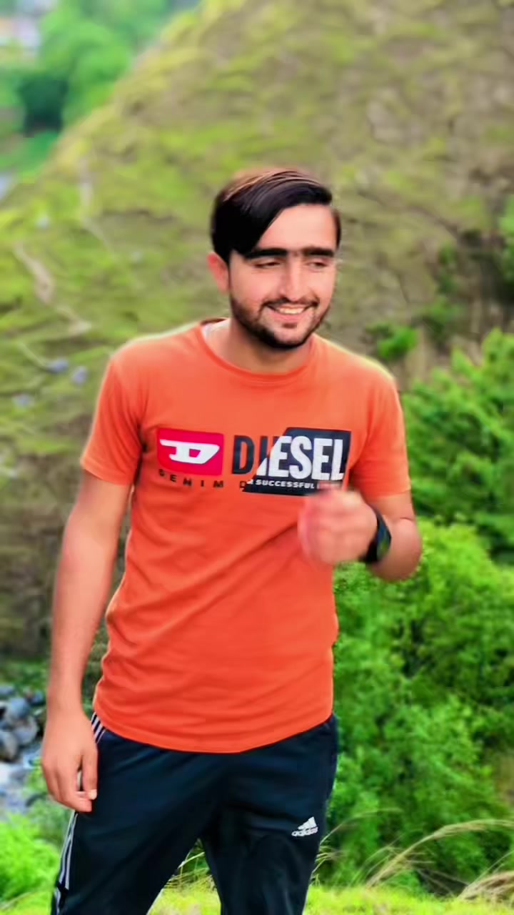 @Mr_ Zeeshan077