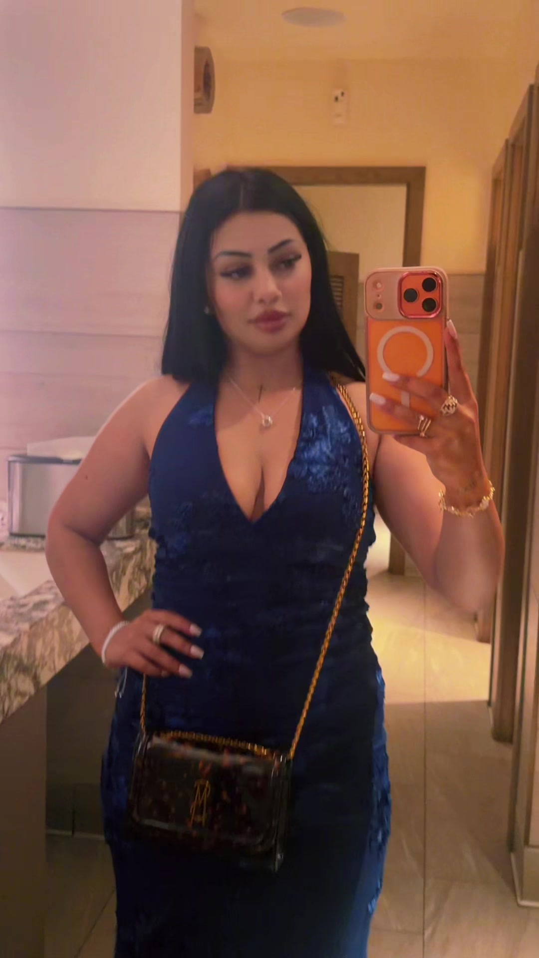 @Ezel Mica
