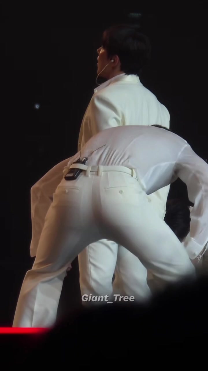 @Junho_onLeeyz