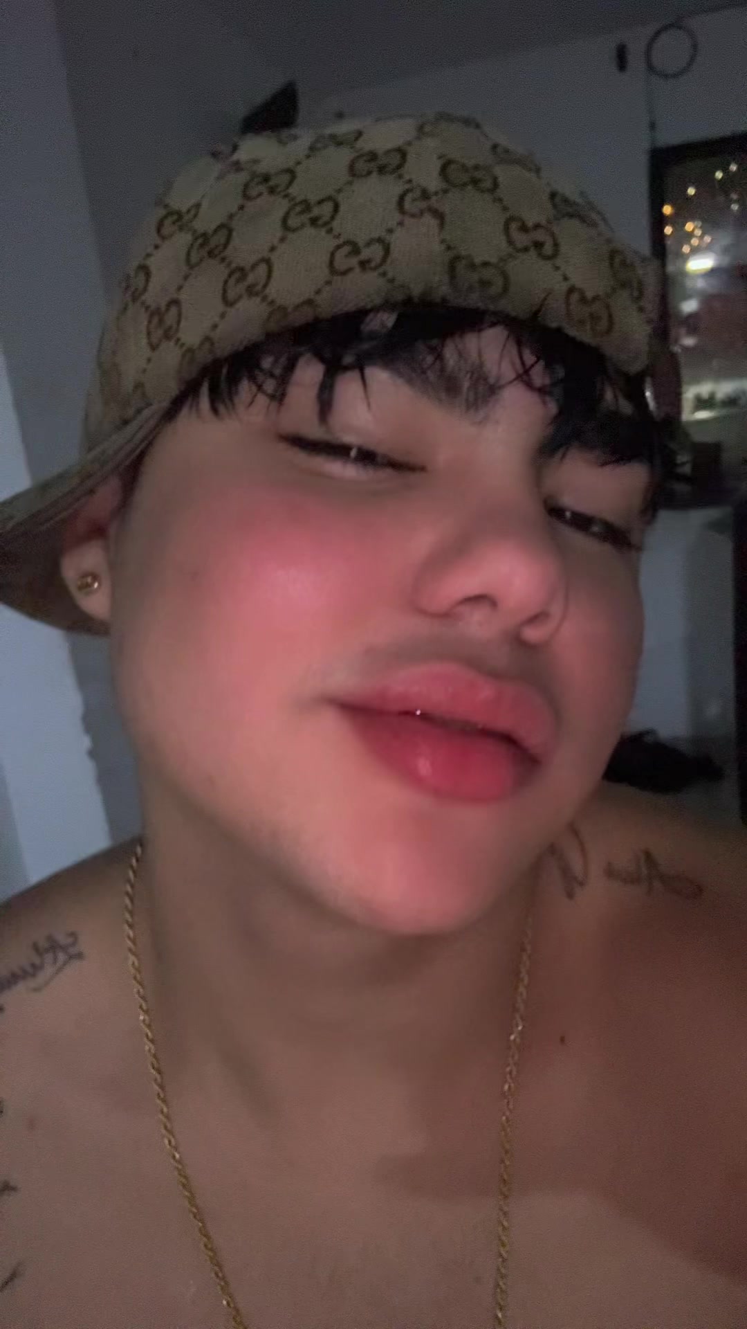 @Alejito ✨