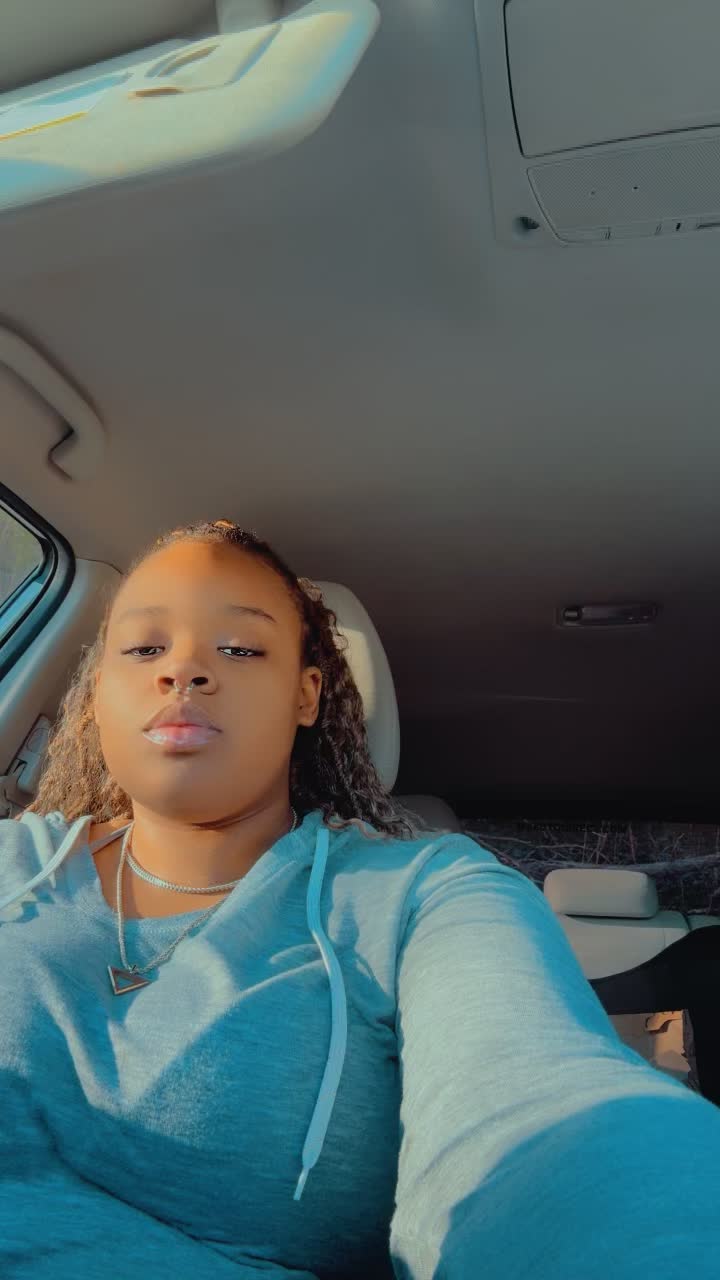 @Jasmine🥰
