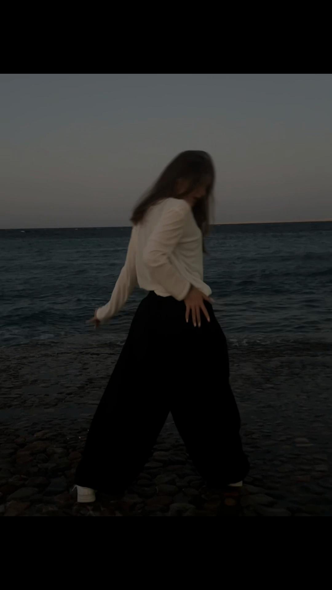 @eva.dance