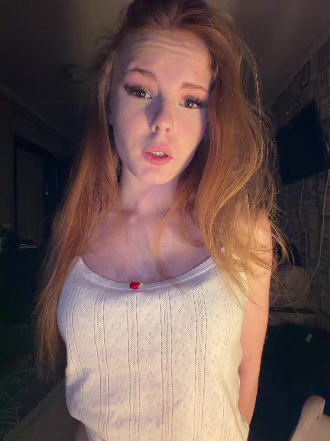 @nikosha