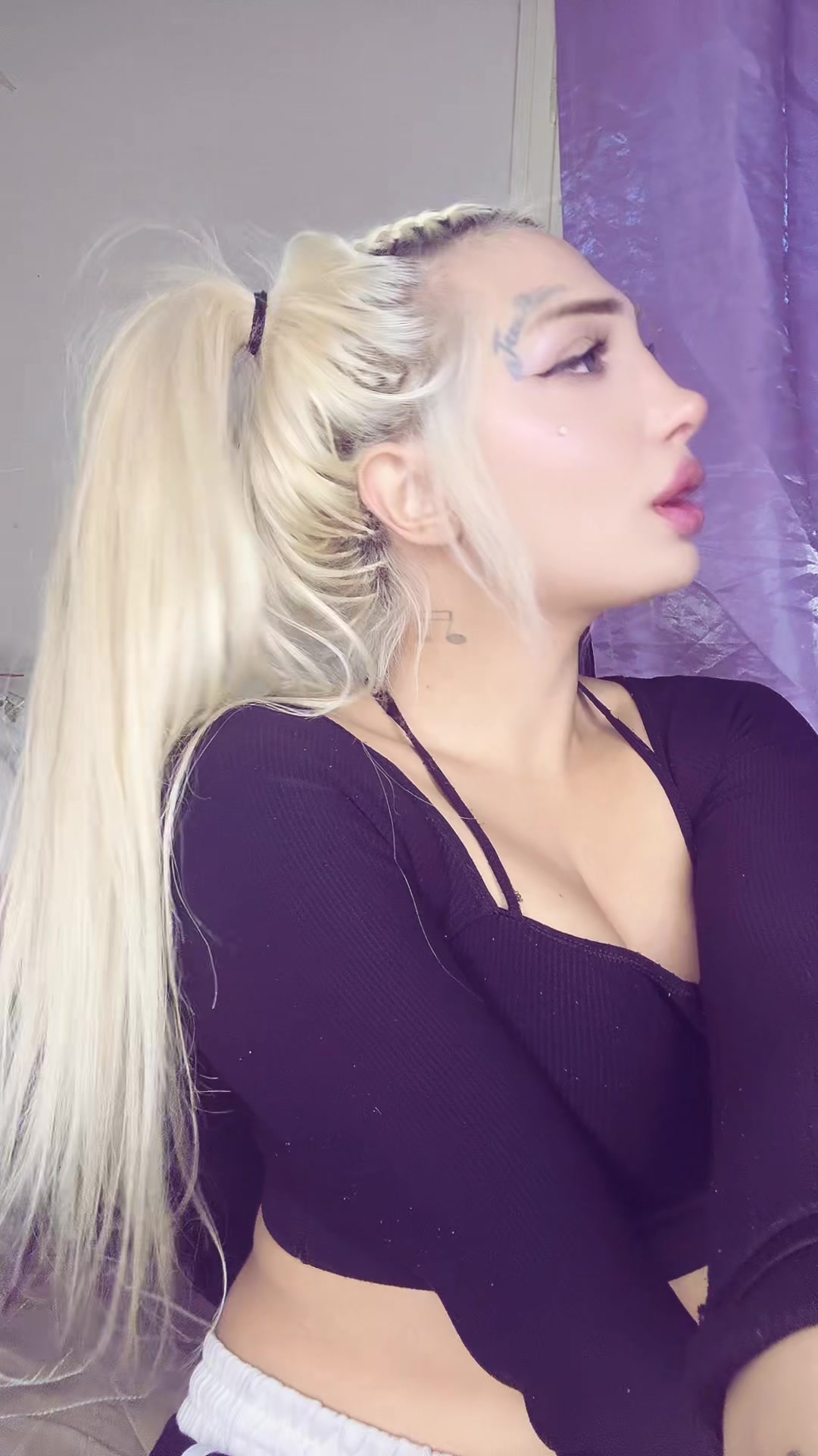 @👧ßuse izhel👧