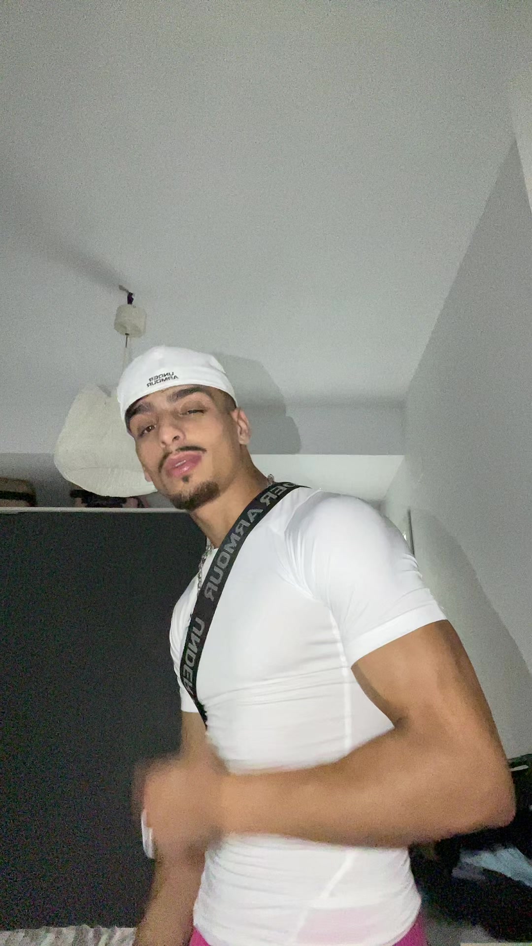 @Mou7a_cee