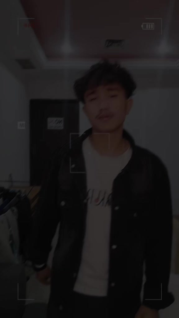 @KR15HN4…🎱🎭️