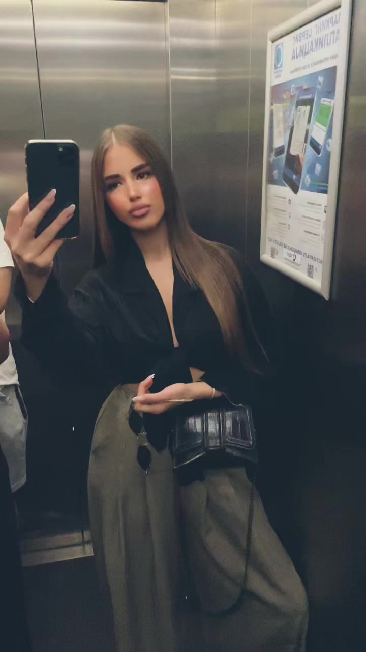 @A Ž