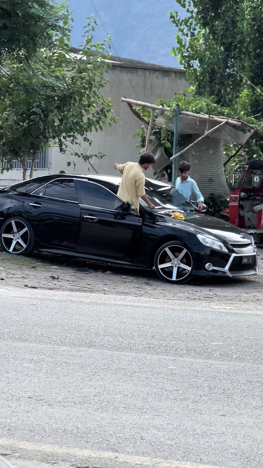 @گران آٹو ڈیکوریشن بریکوٹ سوات