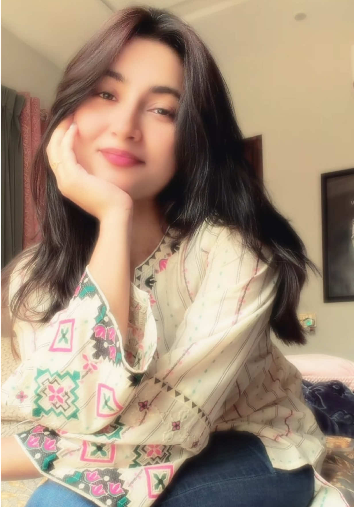 @Laiba🥀