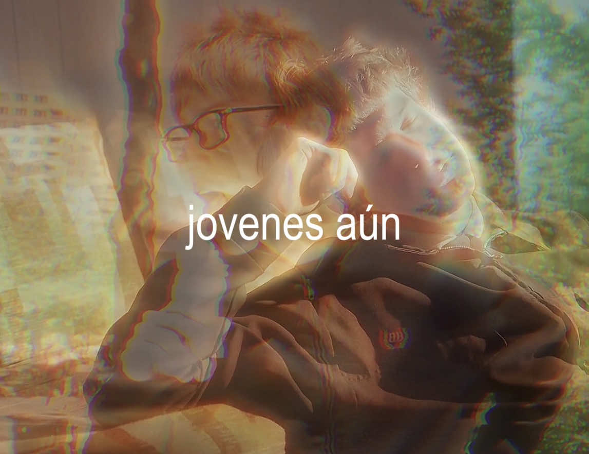 @⠀⠀⠀⭑ j