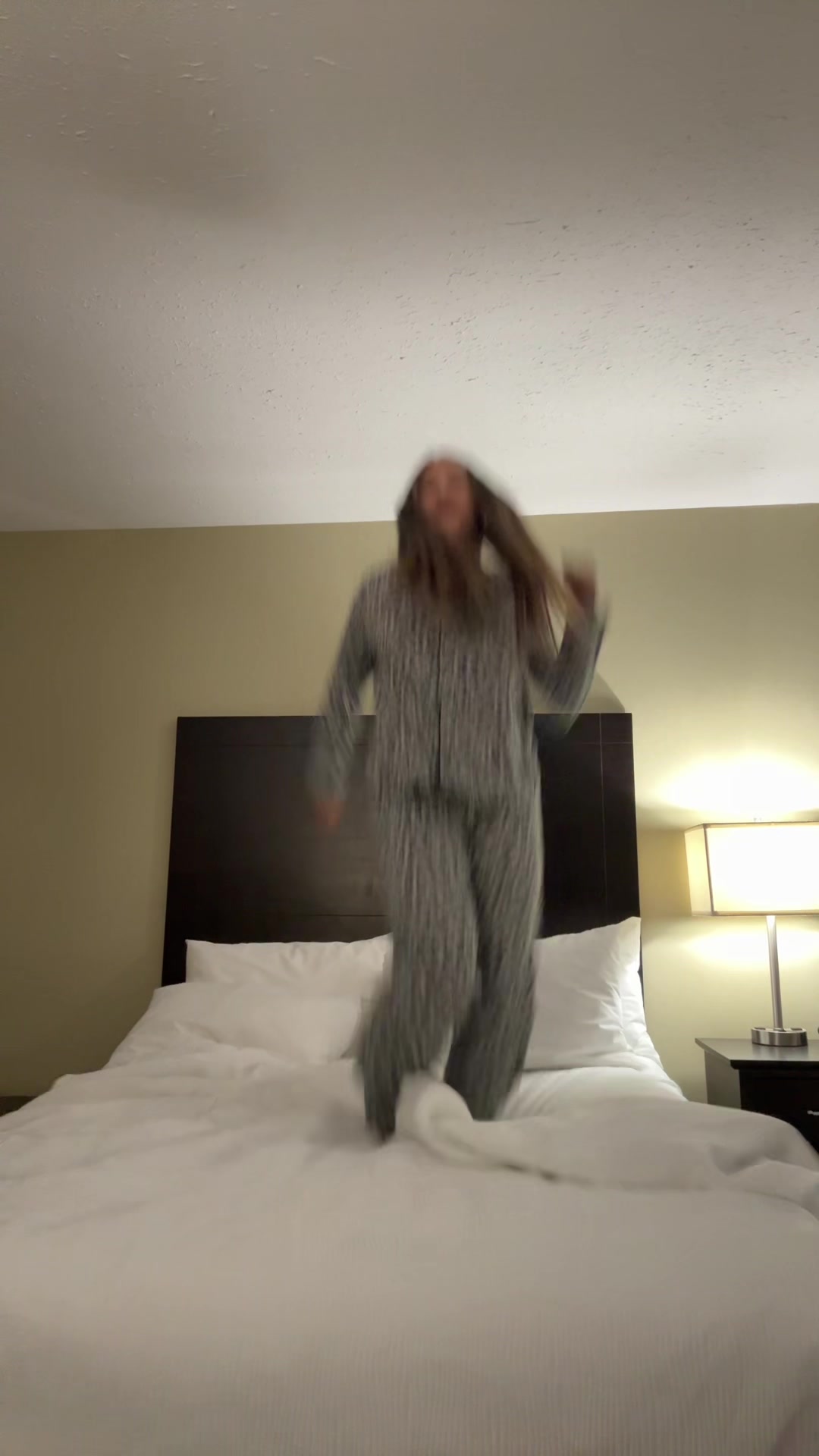 @T
