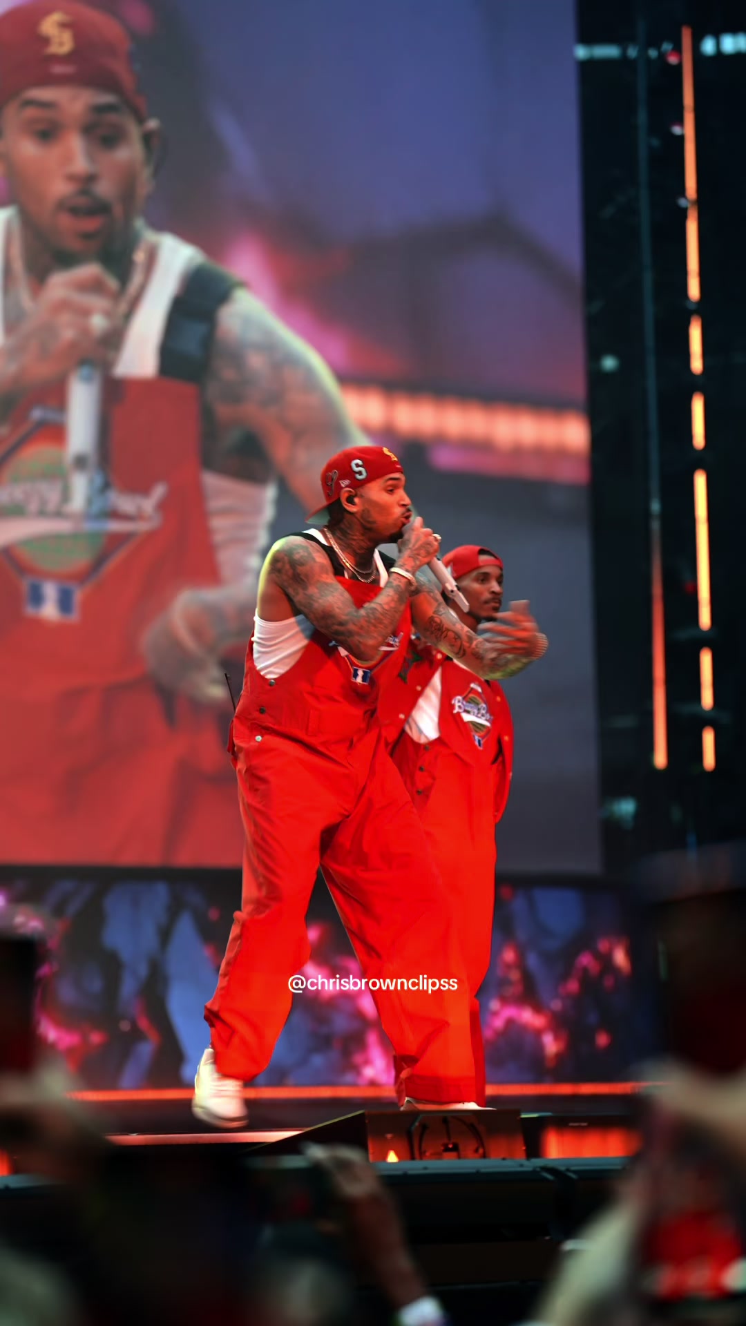 @Chris Brown fan