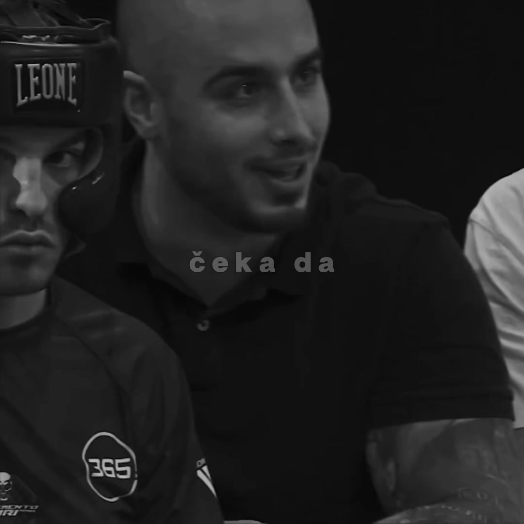 @🖤